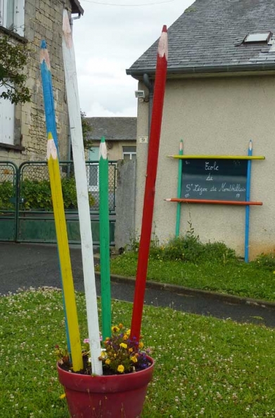 86 Vienne - St Léger de Montbrillais 1 - 2012
