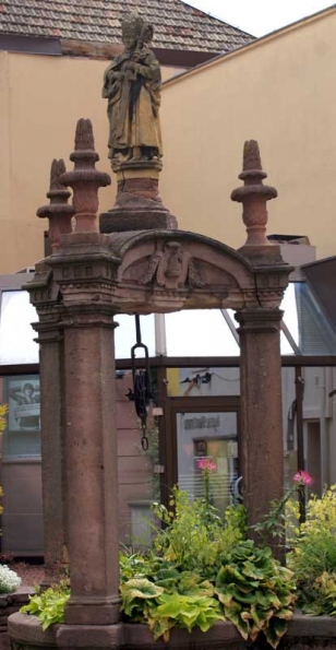 Fontaine St Léger  2